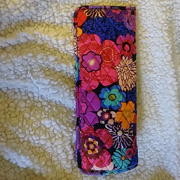 Vera Bradley Accessories - Vera Bradley hot iron cooling pack